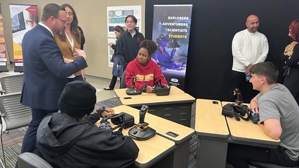 Students at the virtual Alien Zoo